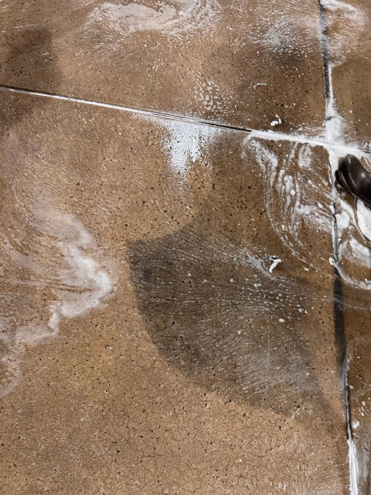 Transforming Tiles with Expert Pressure Washing image
